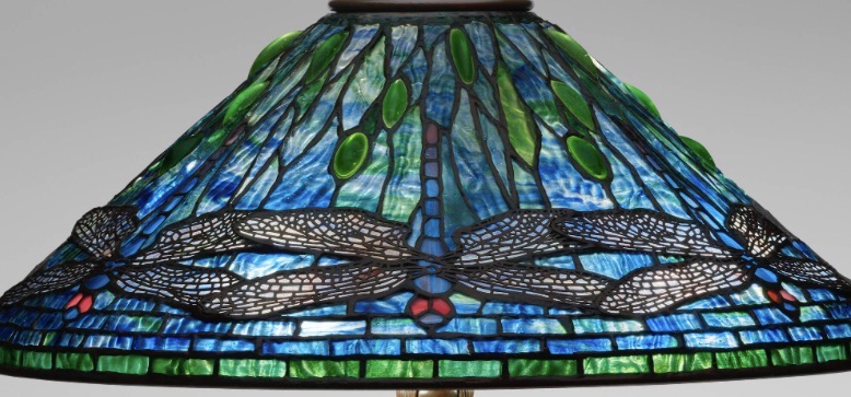 Tiffany Studios lamp - hero image